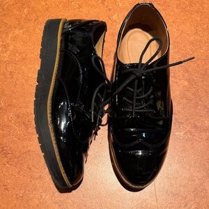 Qupid Black Patent Leather Oxford Shoes
